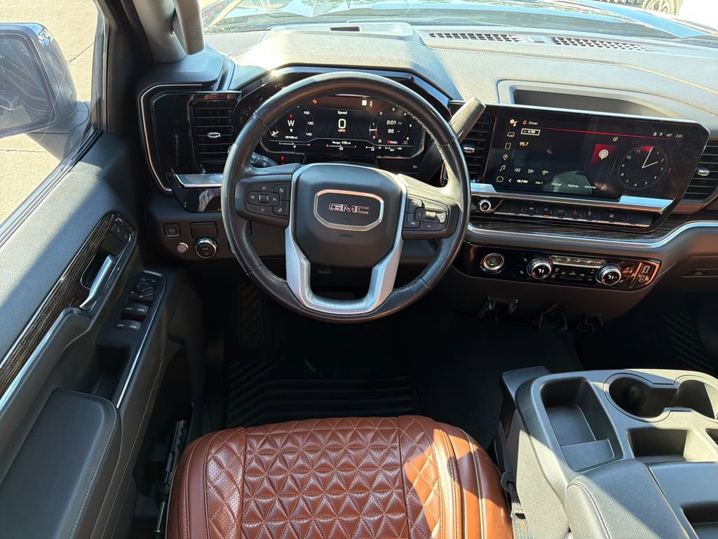 Used 2022 GMC Sierra 1500 SLE image 16