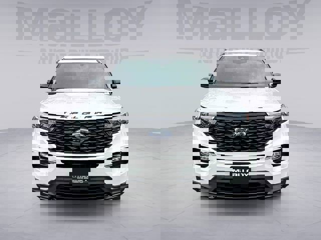 Used 2023 Ford Explorer ST-Line w/ Class IV Trailer Tow Package AWD/4WD image 8