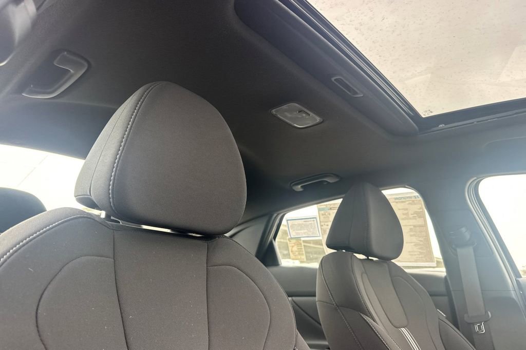New 2026 Hyundai Elantra SEL Sport Premium FWD image 17