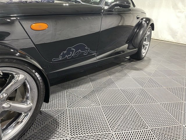 Used 2000 Plymouth Prowler image 29