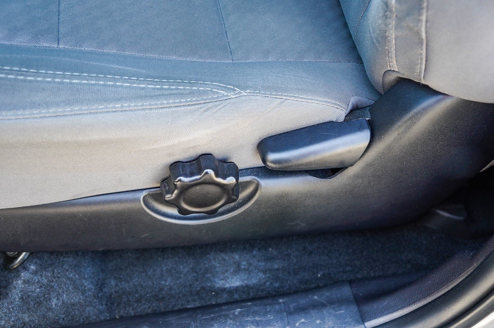 Certified 2020 Toyota Tacoma SR w/ SR Convenience Package RWD image 24