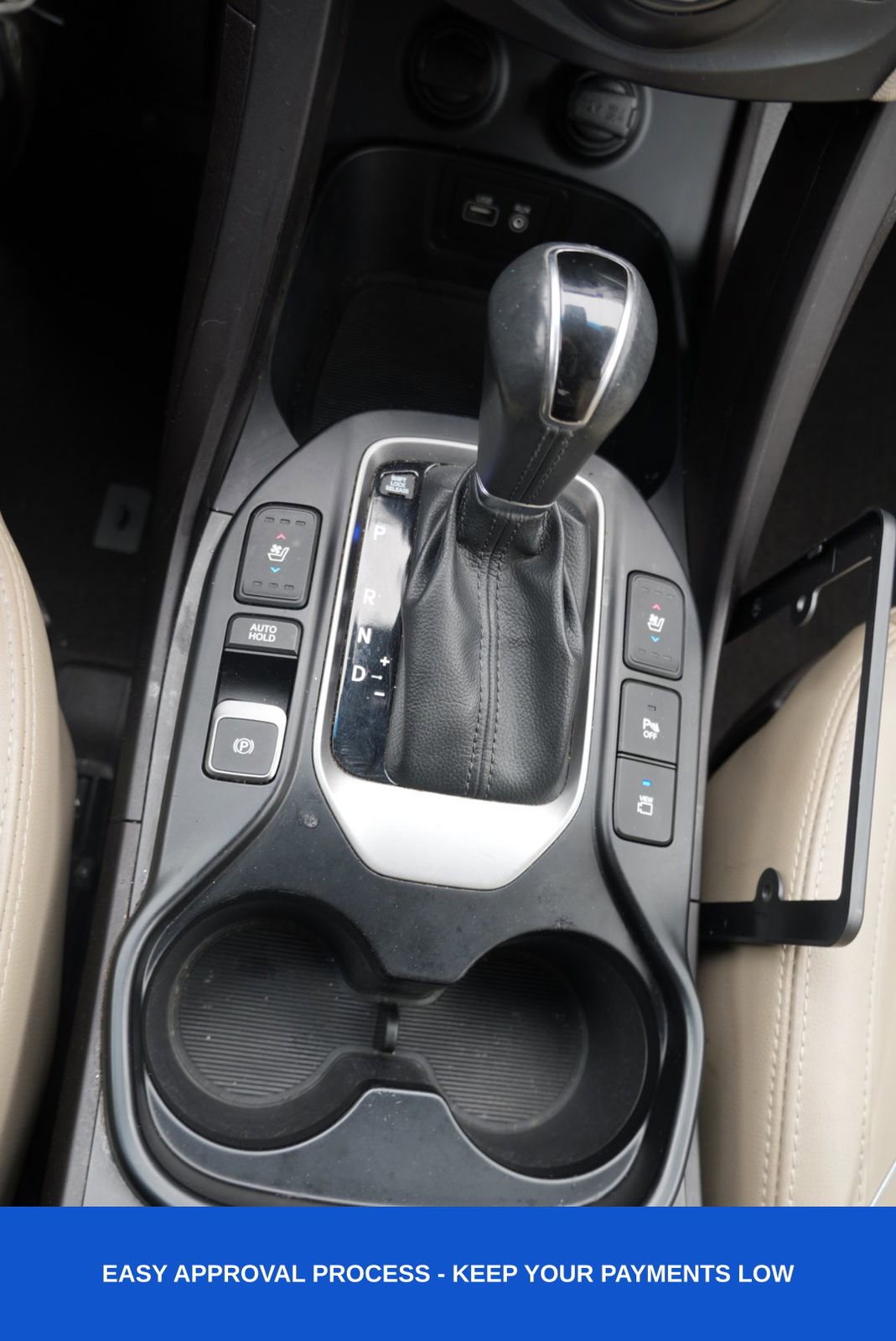Used 2018 Hyundai Santa Fe Limited image 17