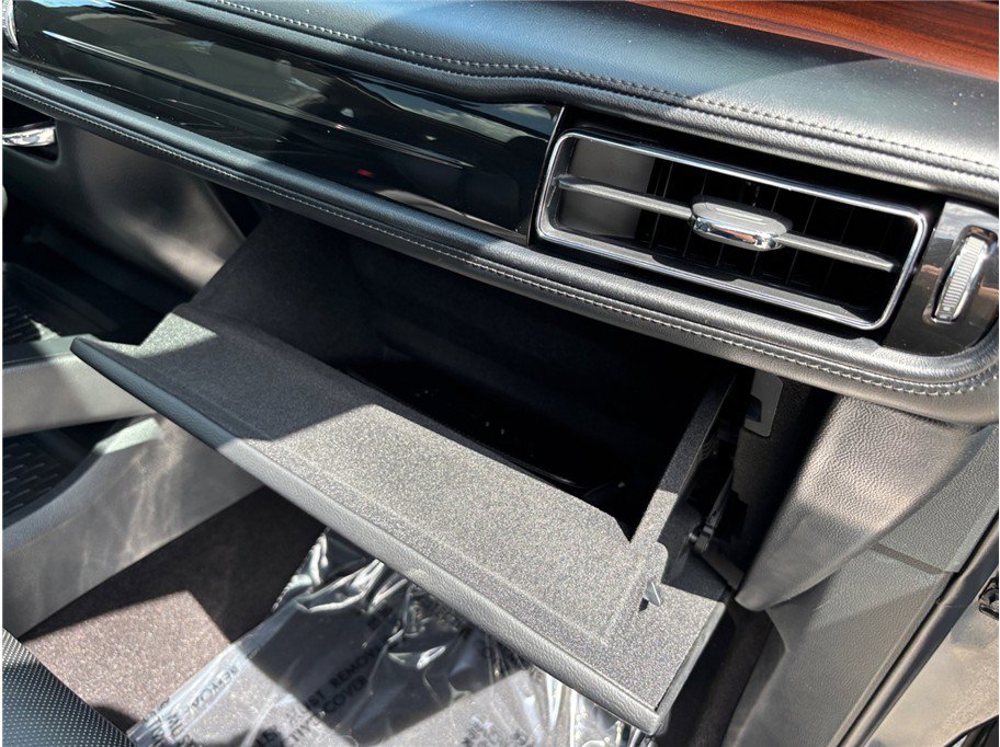 Used 2021 Lincoln Nautilus Reserve image 49