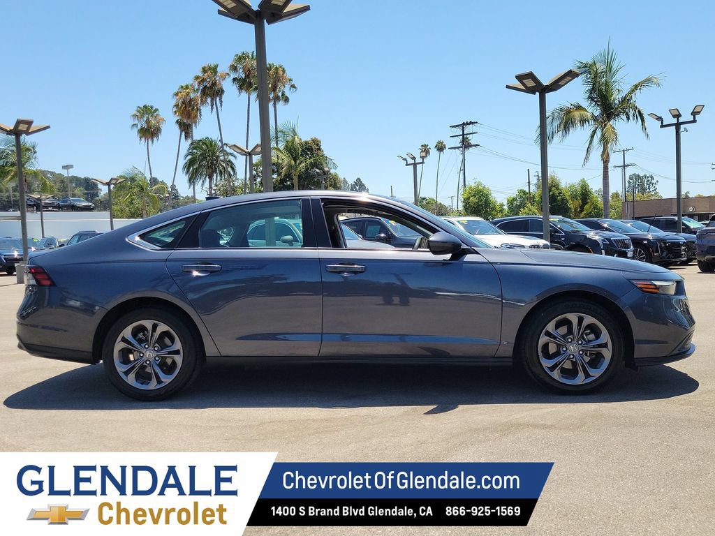 Used 2023 Honda Accord EX image 10