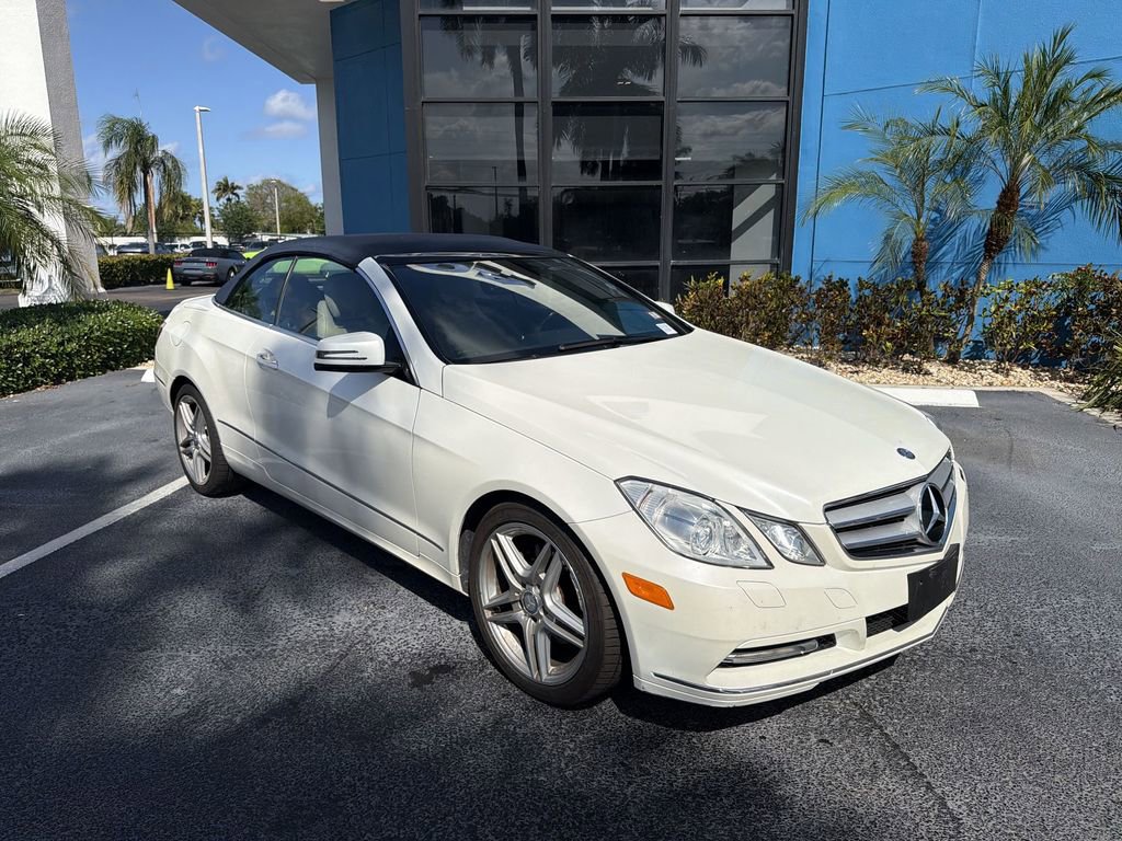 Used 2011 Mercedes-Benz E 350 Cabriolet image 2