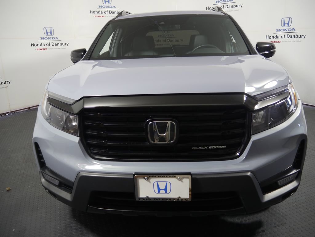 Used 2025 Honda Passport Black Edition image 2