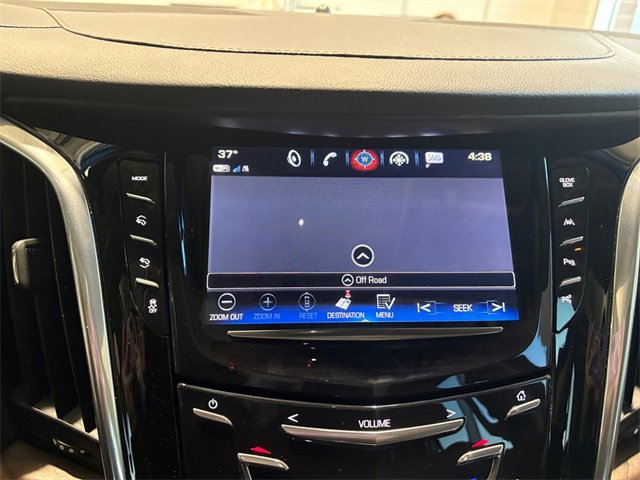 Used 2019 Cadillac Escalade Premium Luxury image 27
