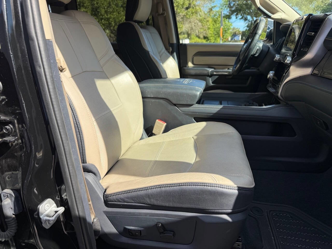 Used 2020 RAM 2500 Limited image 50