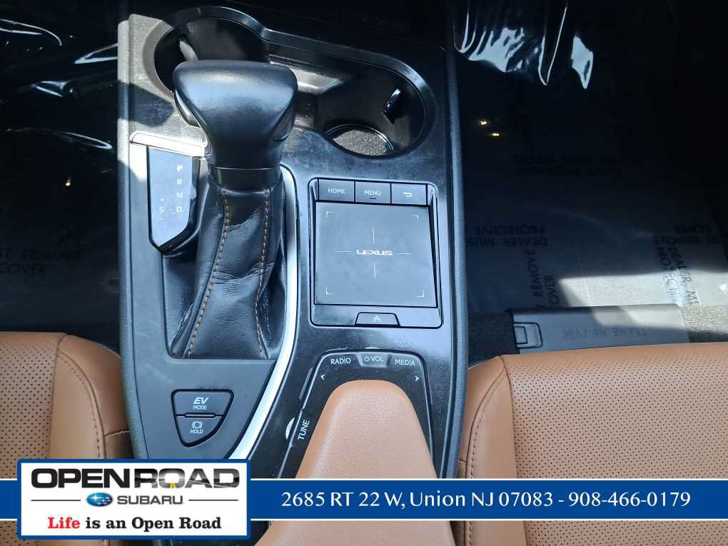 Used 2021 Lexus UX 250h w/ Premium Package AWD/4WD image 26