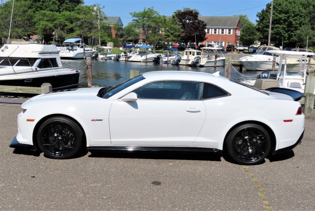 Used 2015 Chevrolet Camaro Z/28 RWD image 5