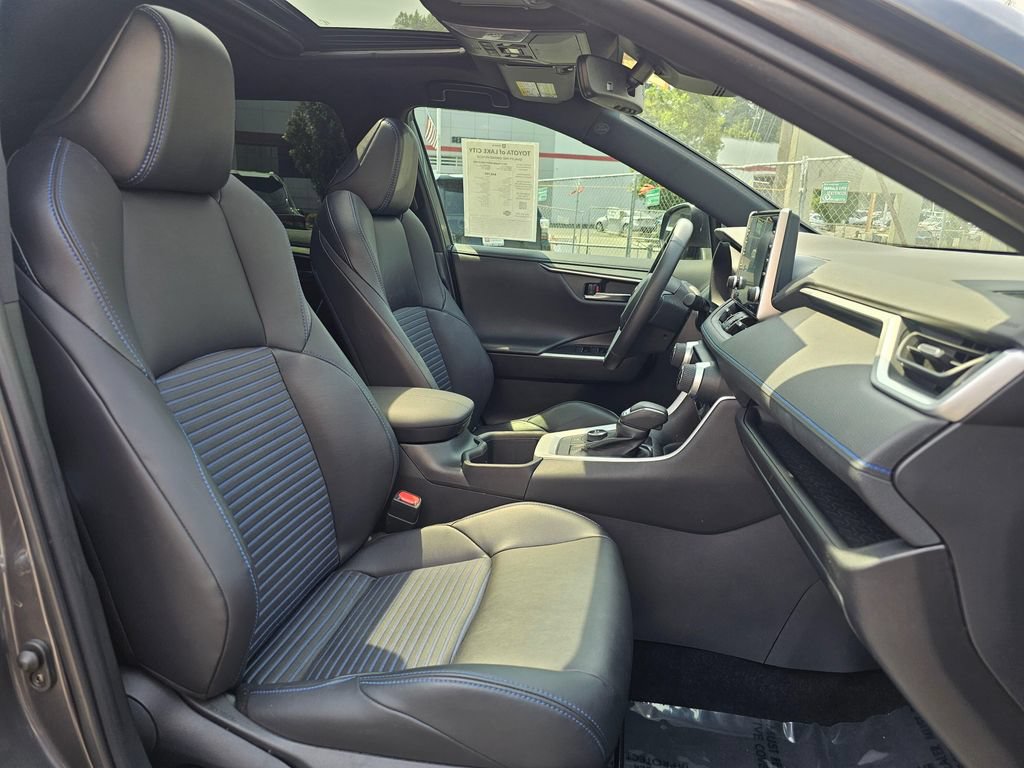 Certified 2022 Toyota RAV4 XSE AWD/4WD image 10