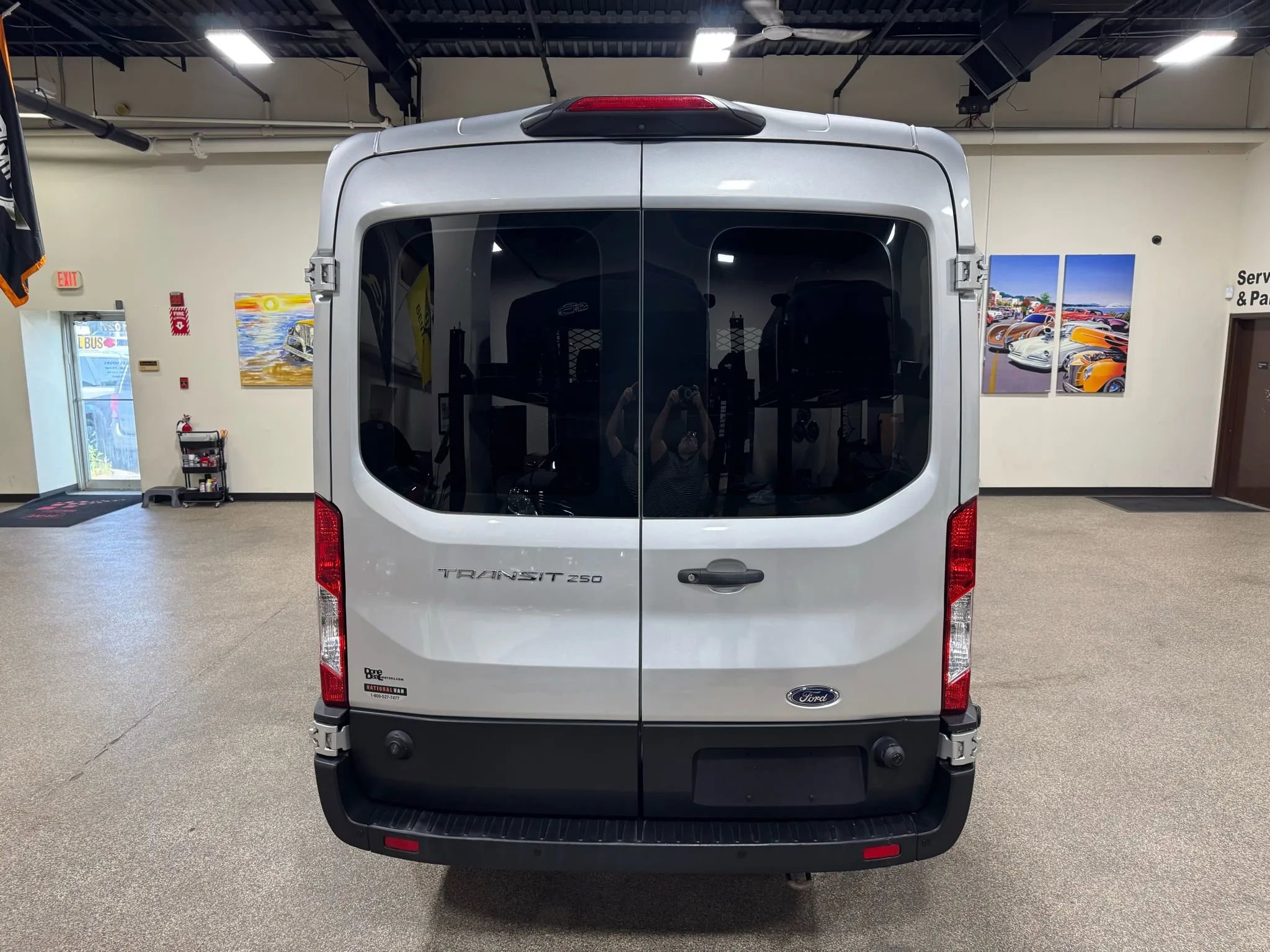 Used 2019 Ford Transit 250 148 Medium Roof image 20