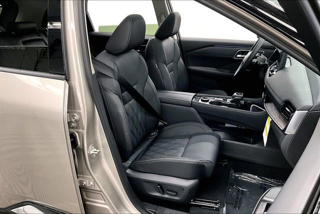 New 2026 Nissan Rogue Platinum image 36