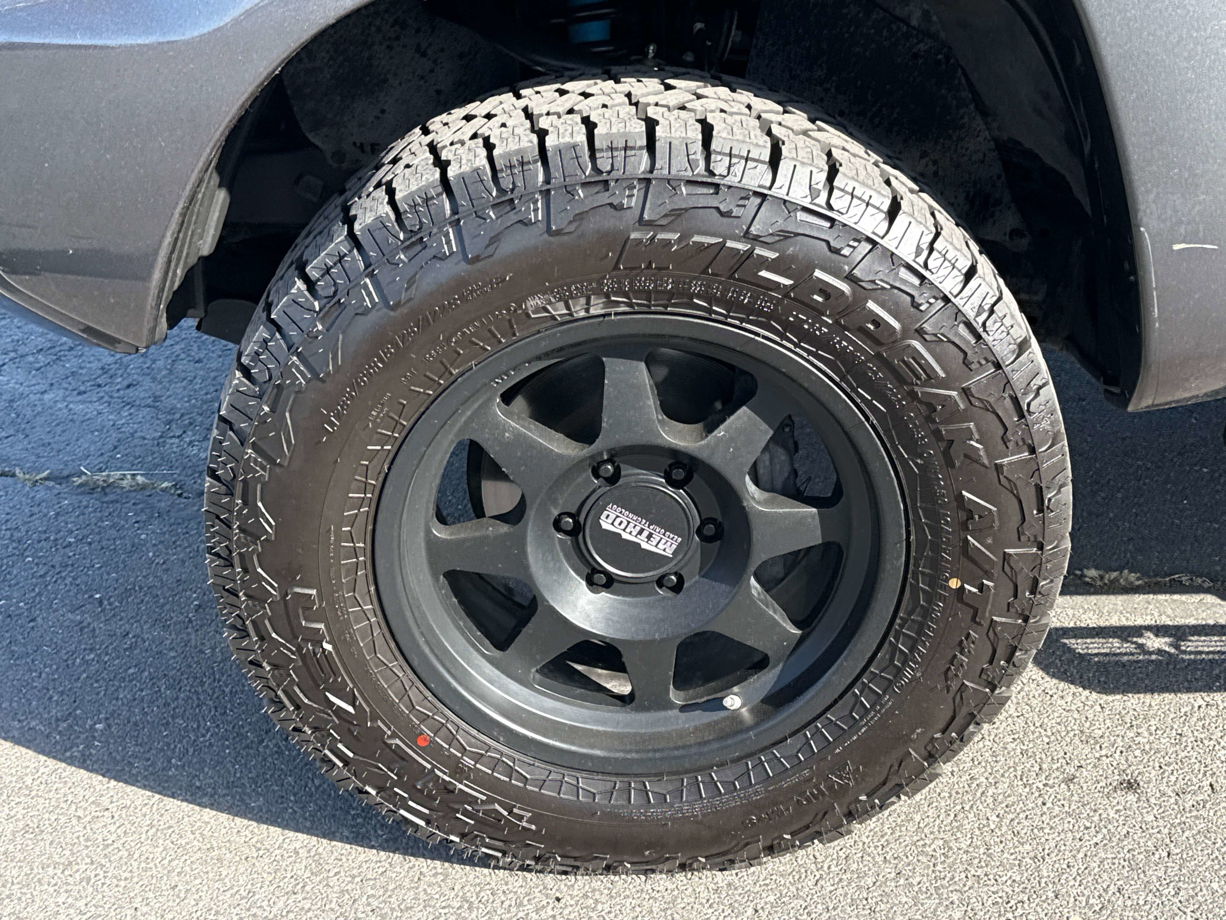 Used 2015 Toyota Tacoma 4x4 Double Cab w/ TRD Sport Package image 7