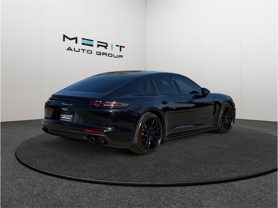 Used 2018 Porsche Panamera 4S image 9