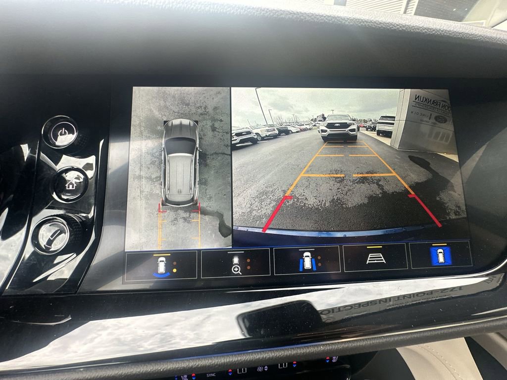 Used 2023 Buick Envision Avenir image 23