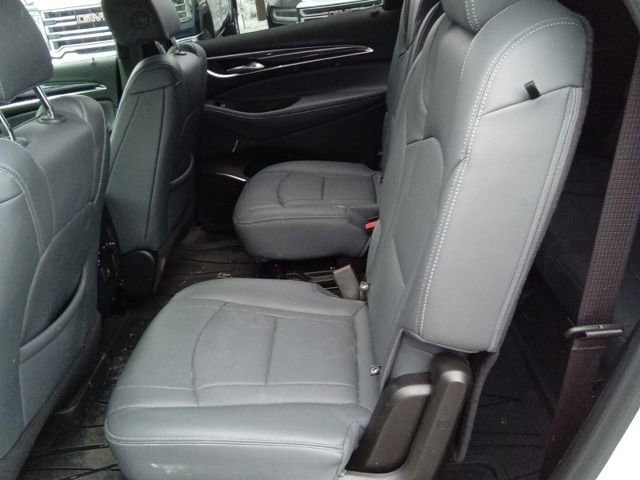 Used 2024 Buick Enclave Essence w/ Experience Buick Package image 5
