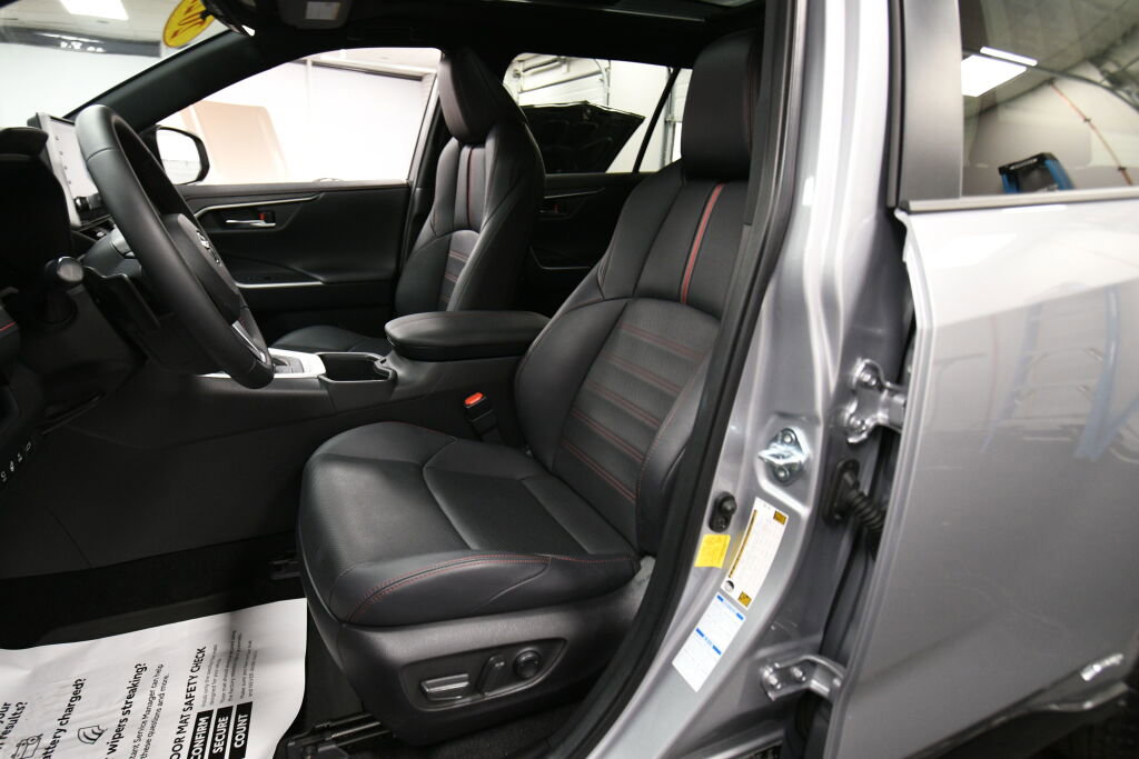 Used 2022 Toyota RAV4 XSE image 13