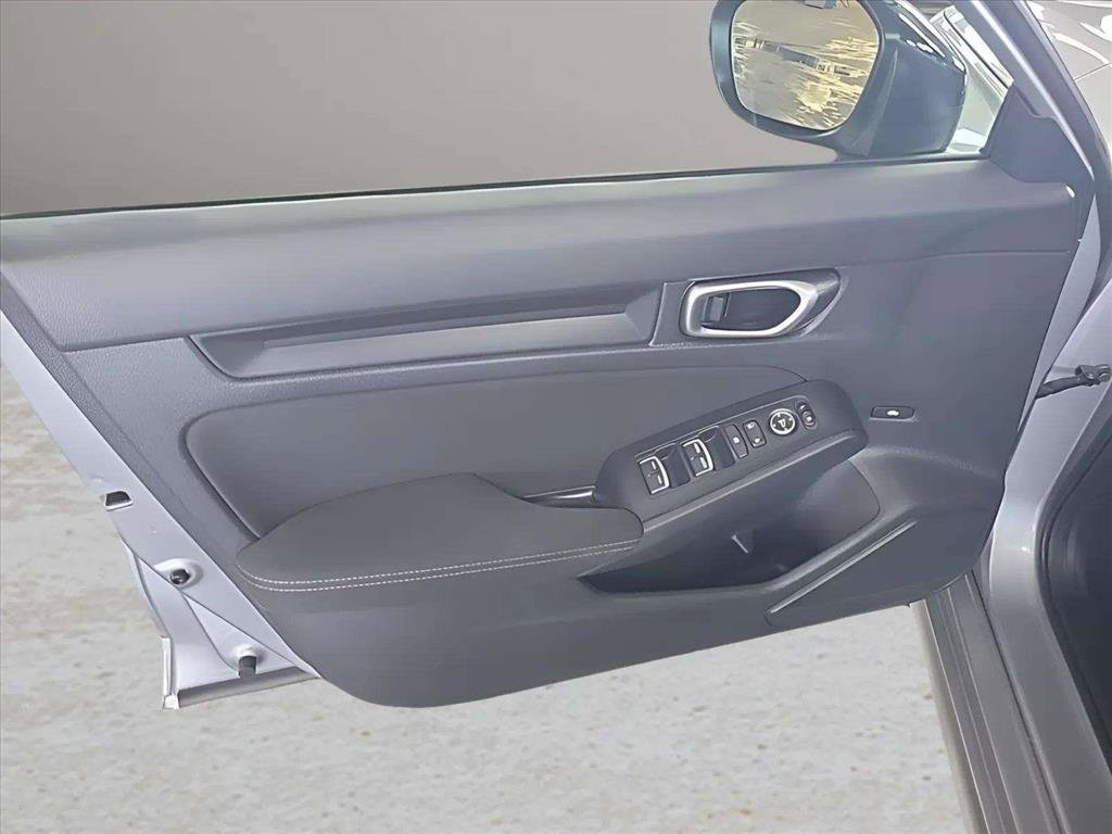 Used 2023 Honda Civic Sport image 15