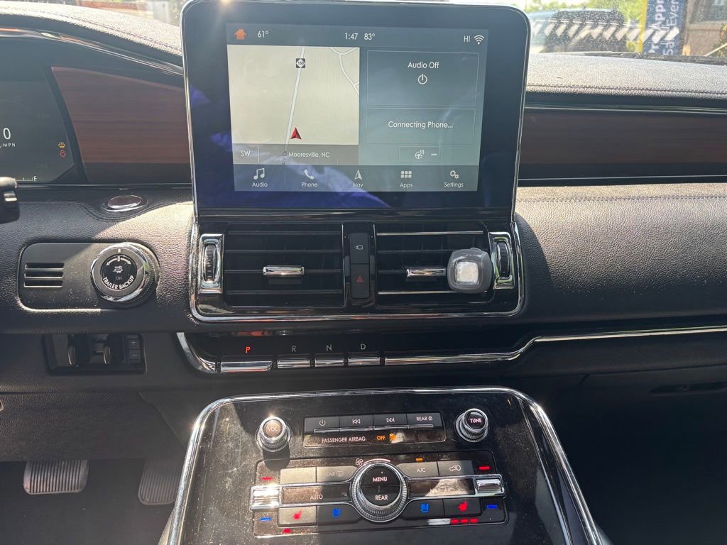 Used 2019 Lincoln Navigator L Reserve AWD/4WD image 12