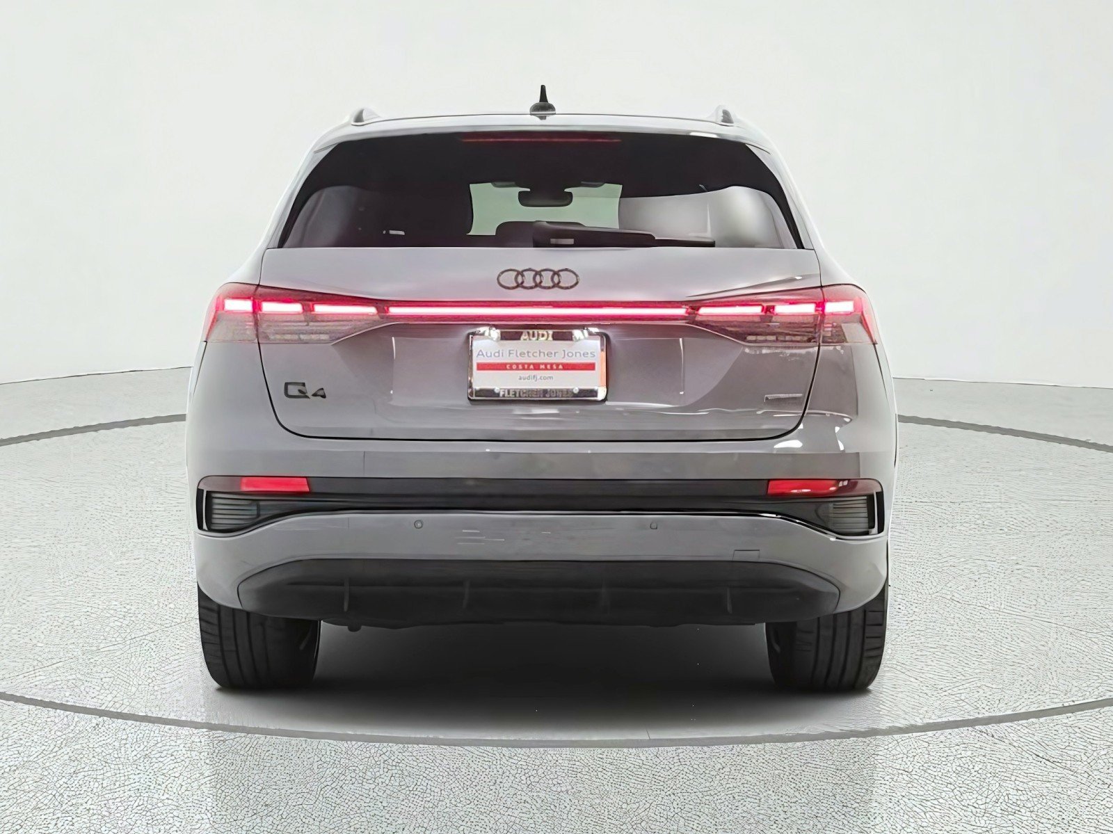 Used 2023 Audi Q4 e-tron Premium Plus w/ Premium Plus AWD/4WD image 6