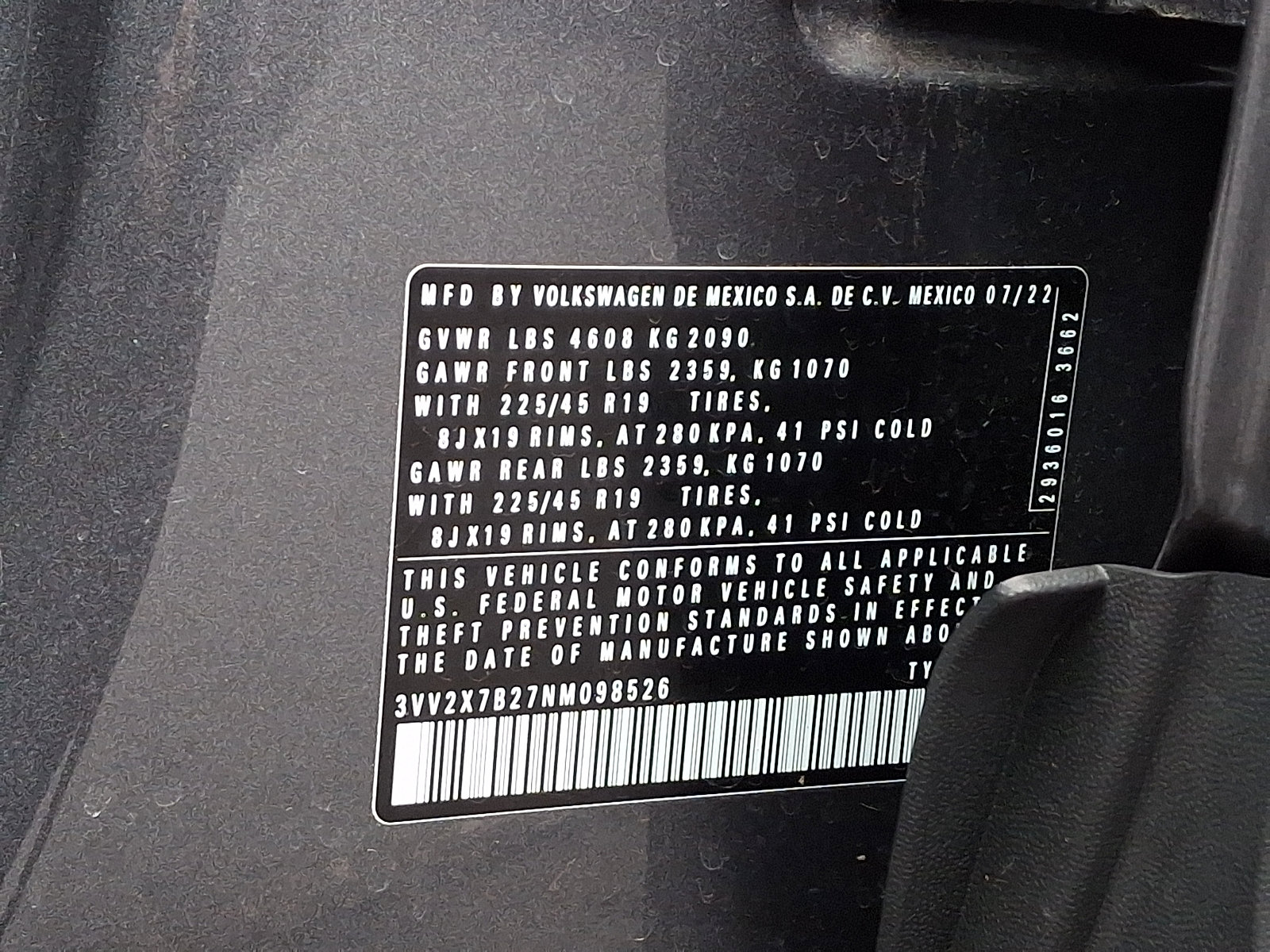 Used 2022 Volkswagen Taos SEL image 28