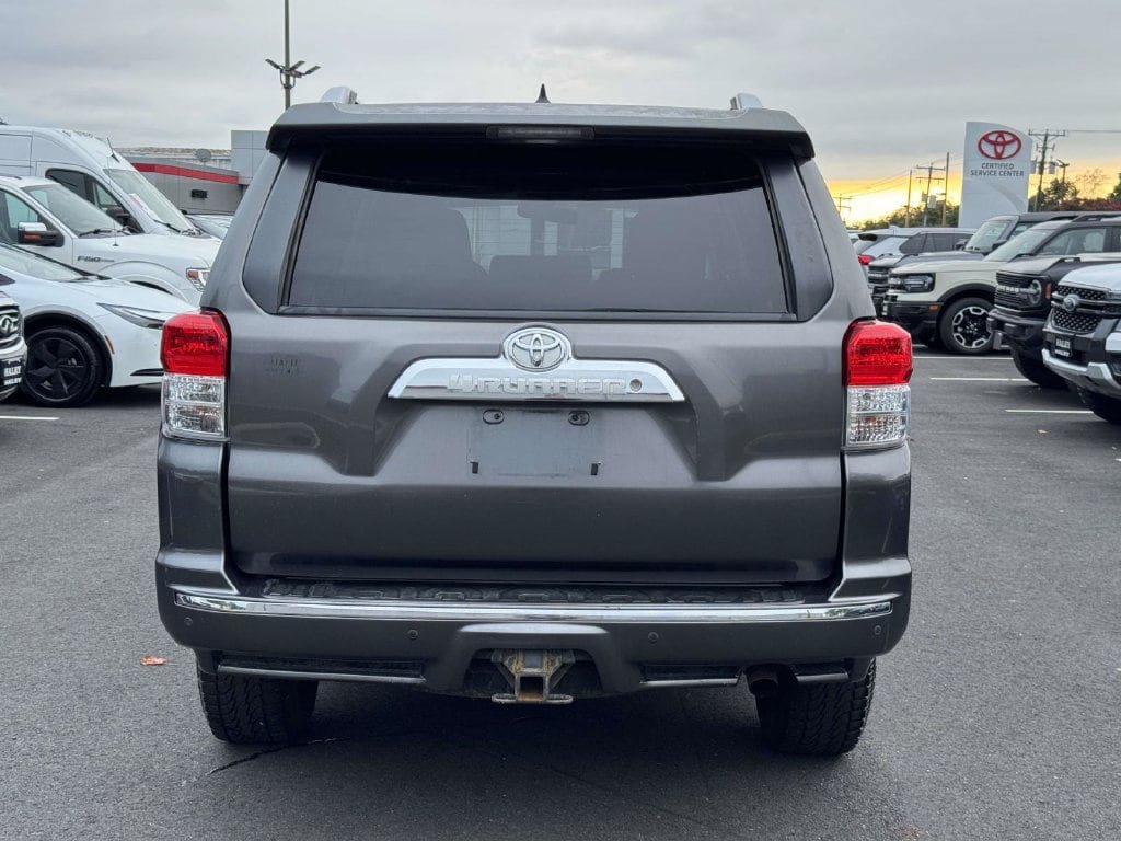 Used 2011 Toyota 4Runner SR5 w/ Convenience Pkg AWD/4WD image 21
