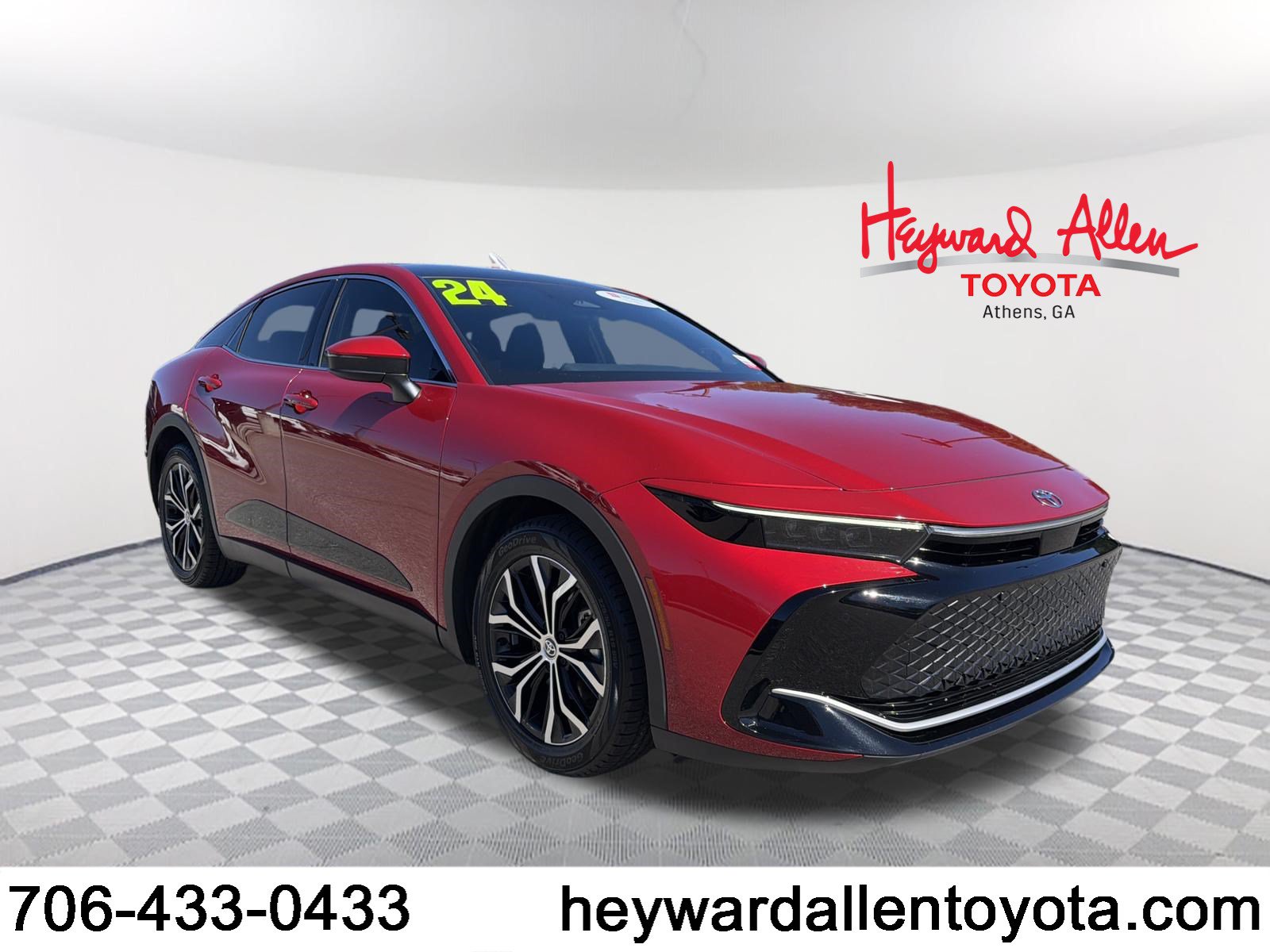 Certified 2024 Toyota Crown AWD/4WD image 1