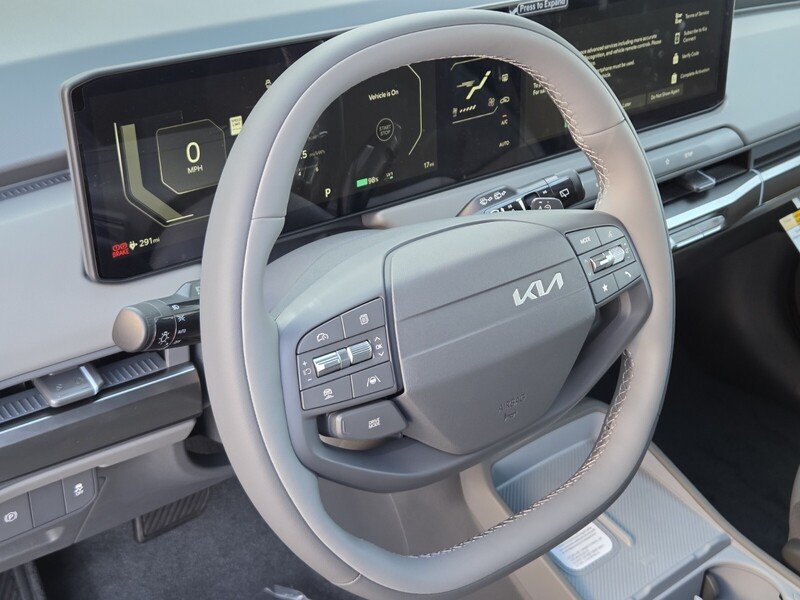 New 2027 Kia EV3 Wind FWD image 10