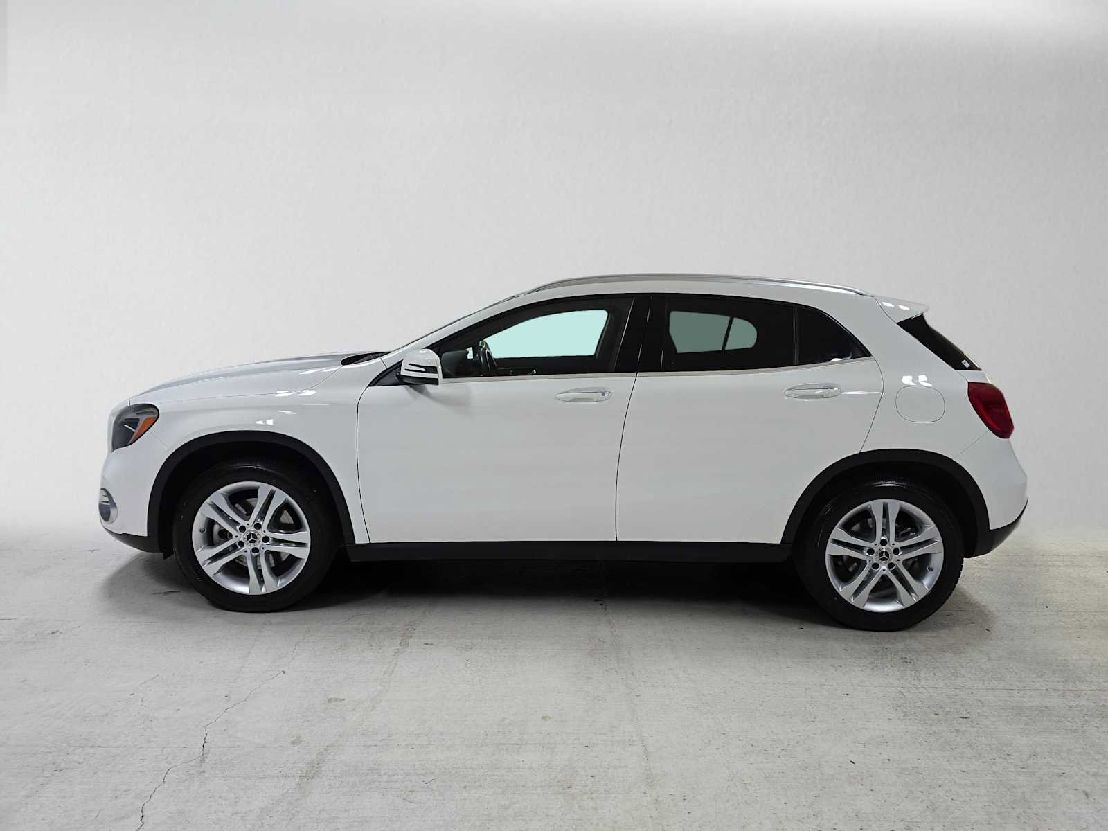 Used 2019 Mercedes-Benz GLA 250 4MATIC image 6