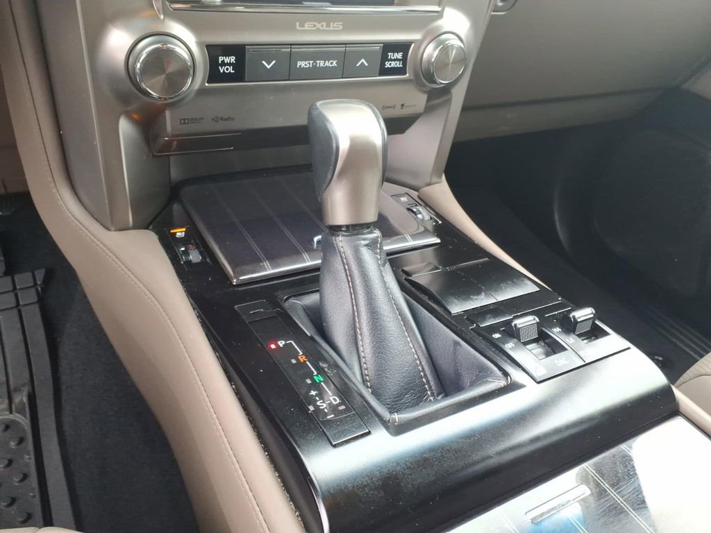 Used 2021 Lexus GX 460 Premium w/ Premium Package image 17