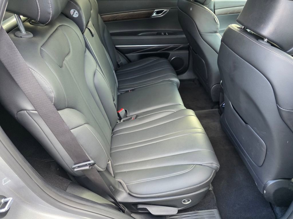 Used 2024 Genesis GV80 2.5T image 26