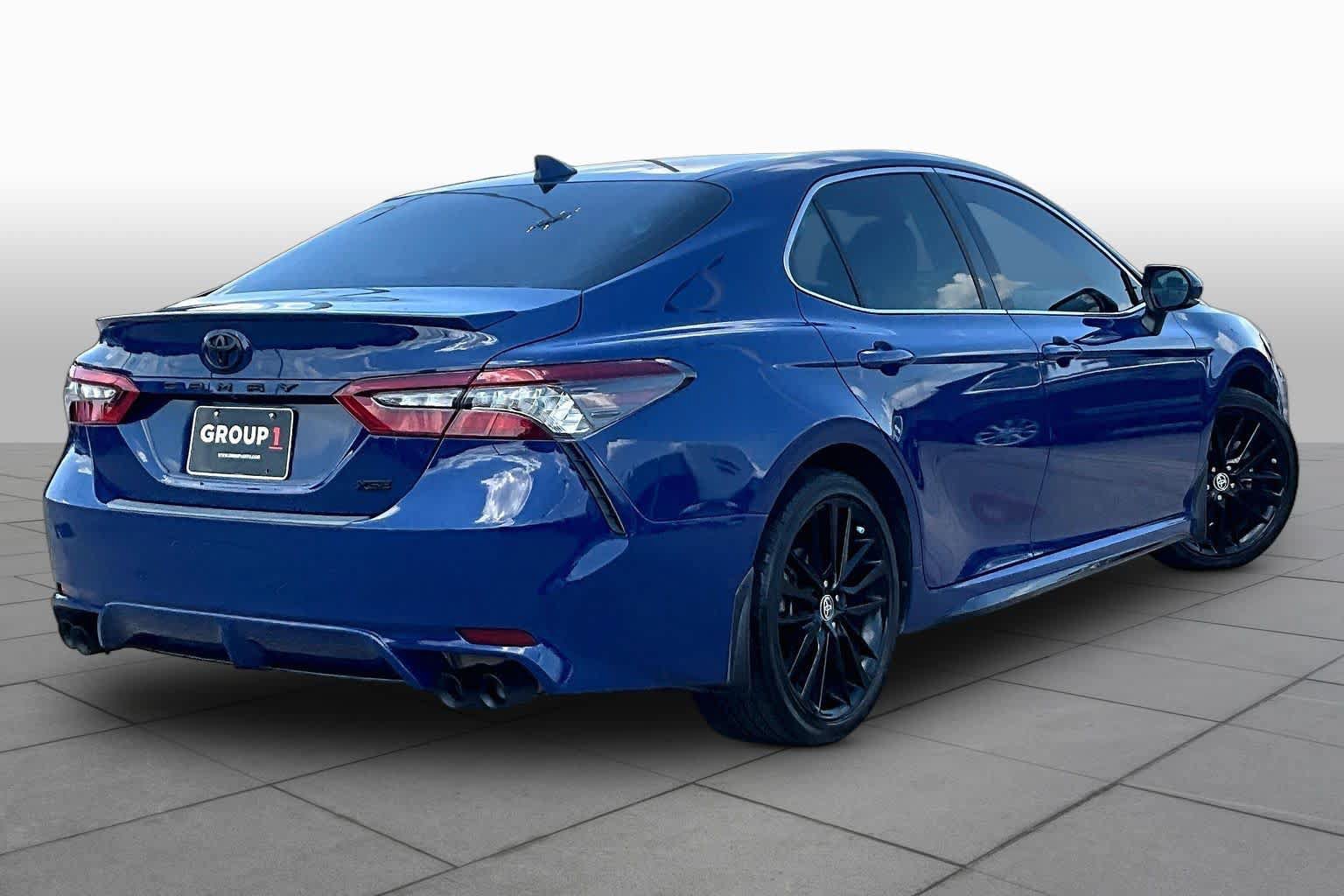 Used 2023 Toyota Camry XSE FWD image 13