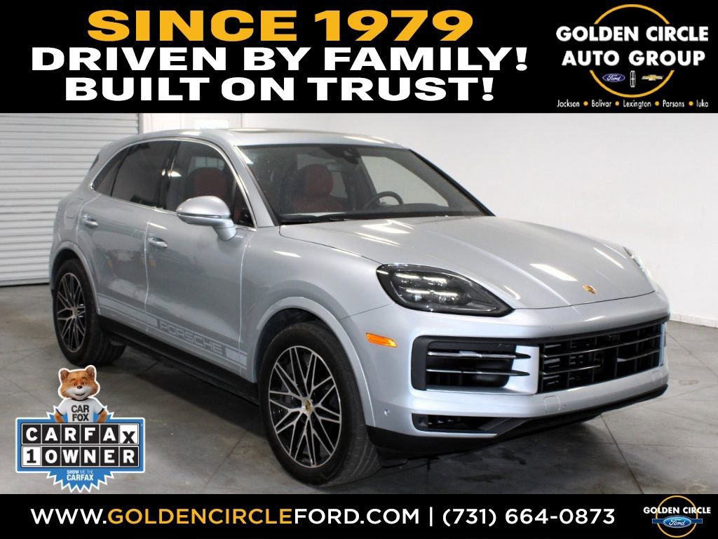 Used 2024 Porsche Cayenne image 1