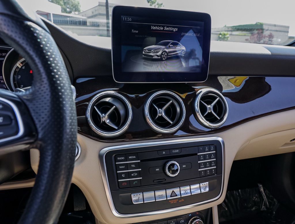 Used 2018 Mercedes-Benz CLA 250 image 27