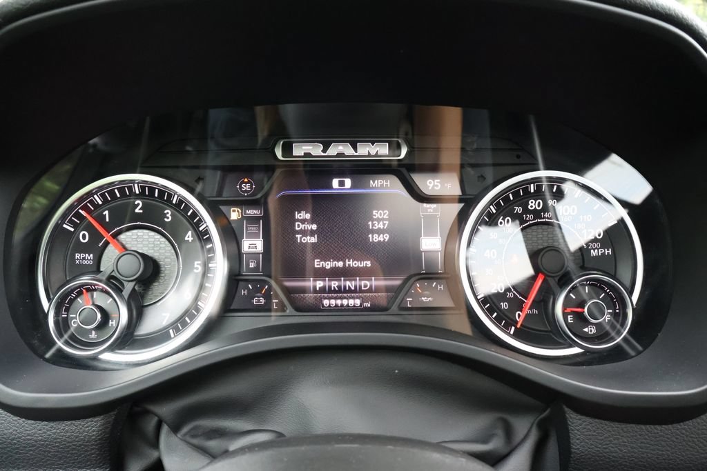 Used 2022 RAM 1500 Big Horn AWD/4WD image 29
