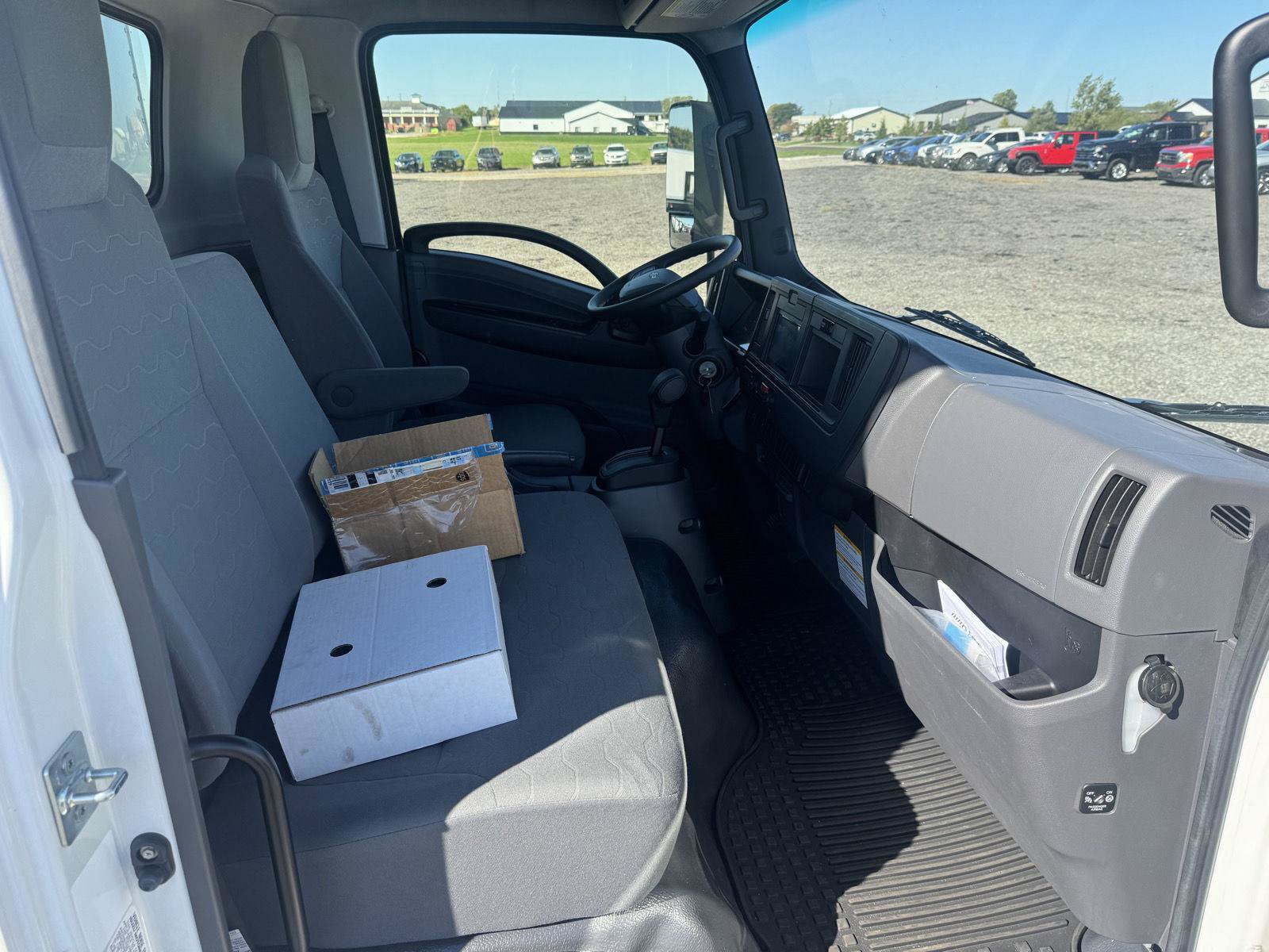 Used 2025 Chevrolet Low Cab Forward 5500 XD RWD image 13