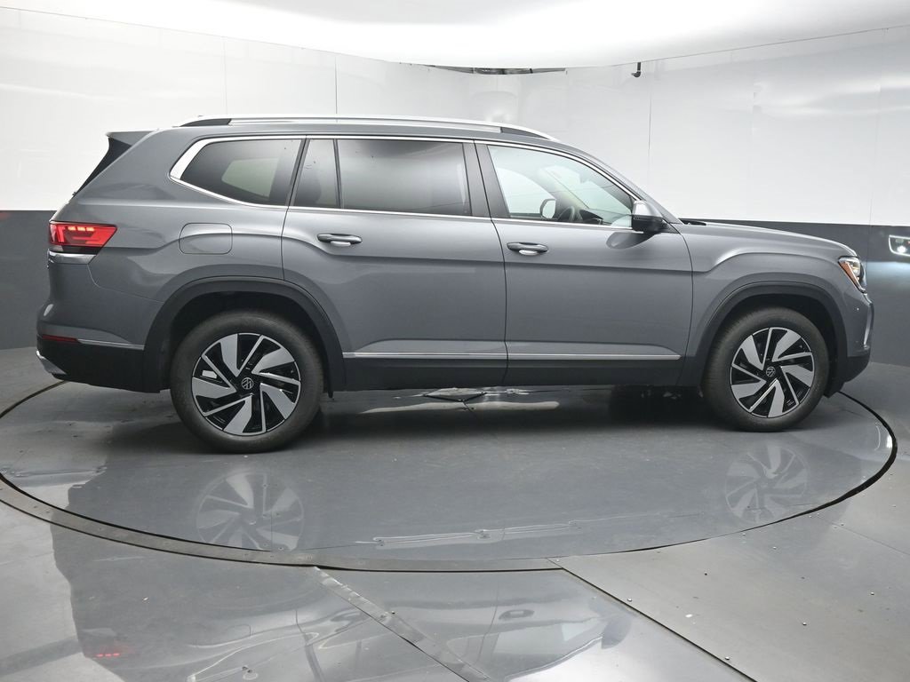 New 2026 Volkswagen Atlas SEL image 8