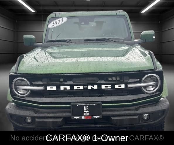 Used 2023 Ford Bronco Outer Banks image 2