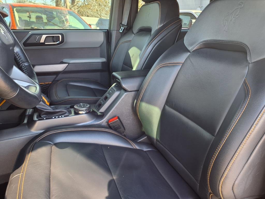 Used 2022 Ford Bronco Badlands image 3