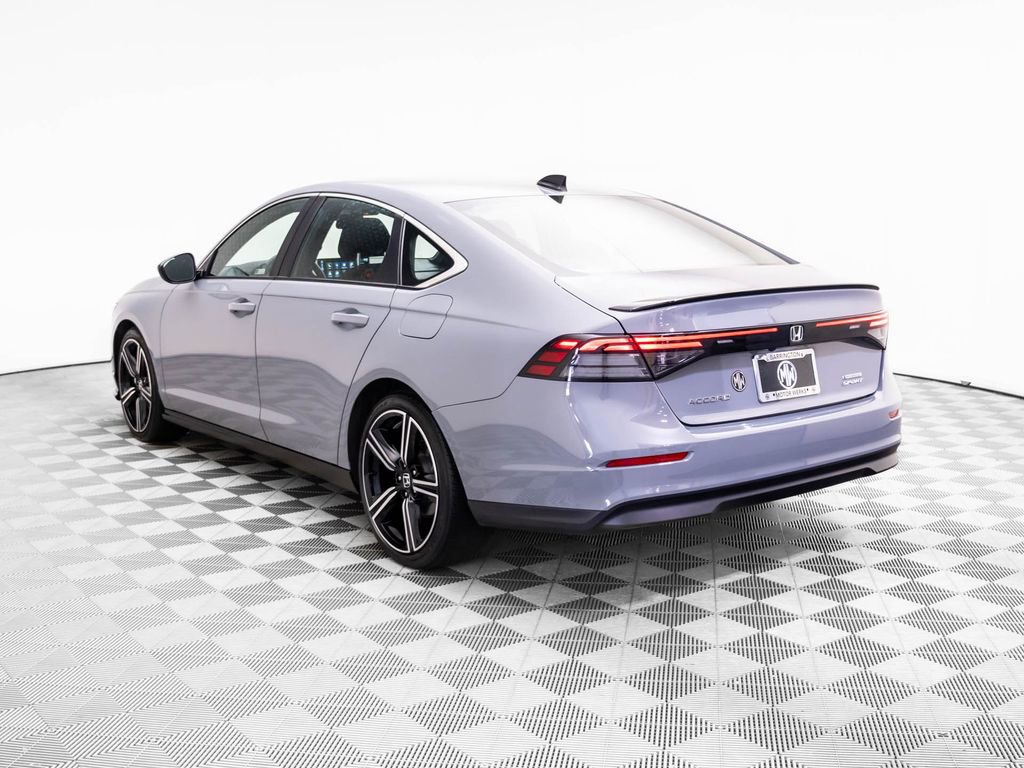 Used 2023 Honda Accord Sport image 4