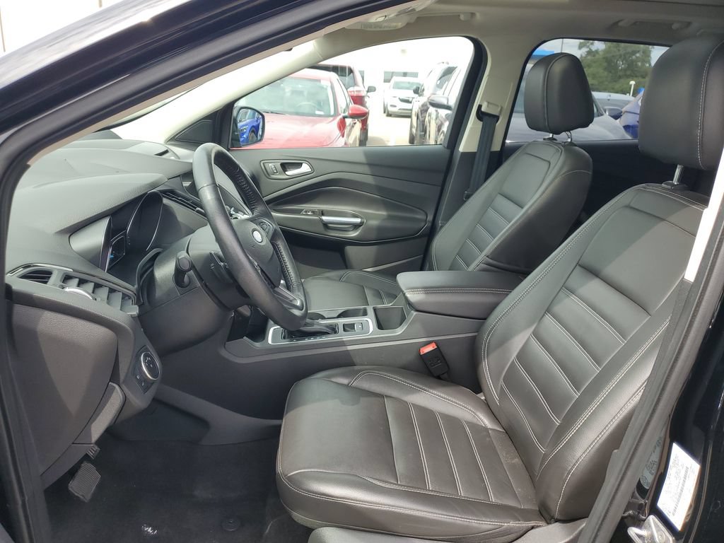 Used 2017 Ford Escape Titanium w/ Canadian Touring Package AWD/4WD image 10