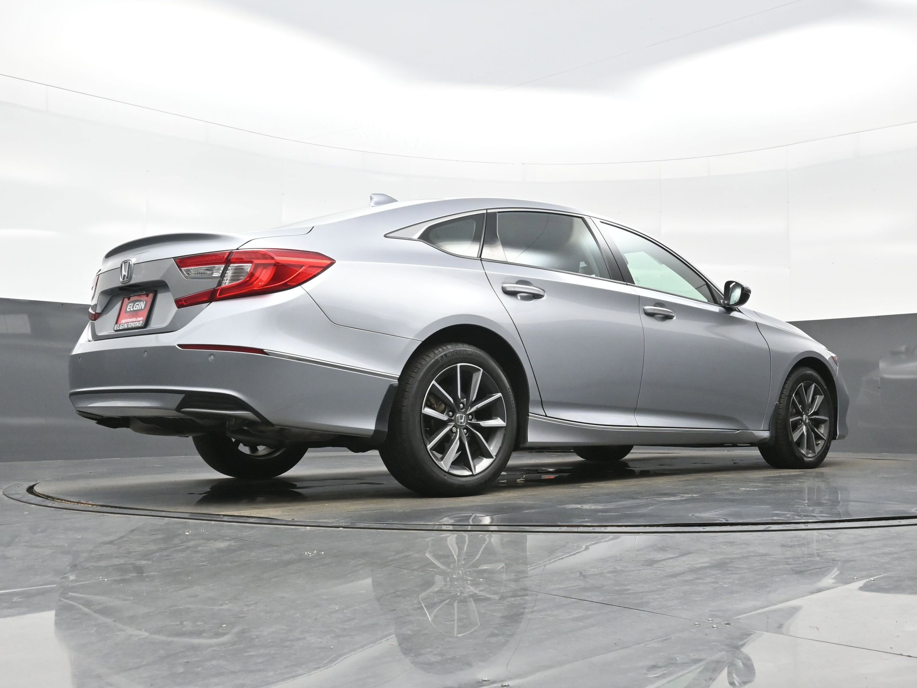 Used 2022 Honda Accord EX-L image 32