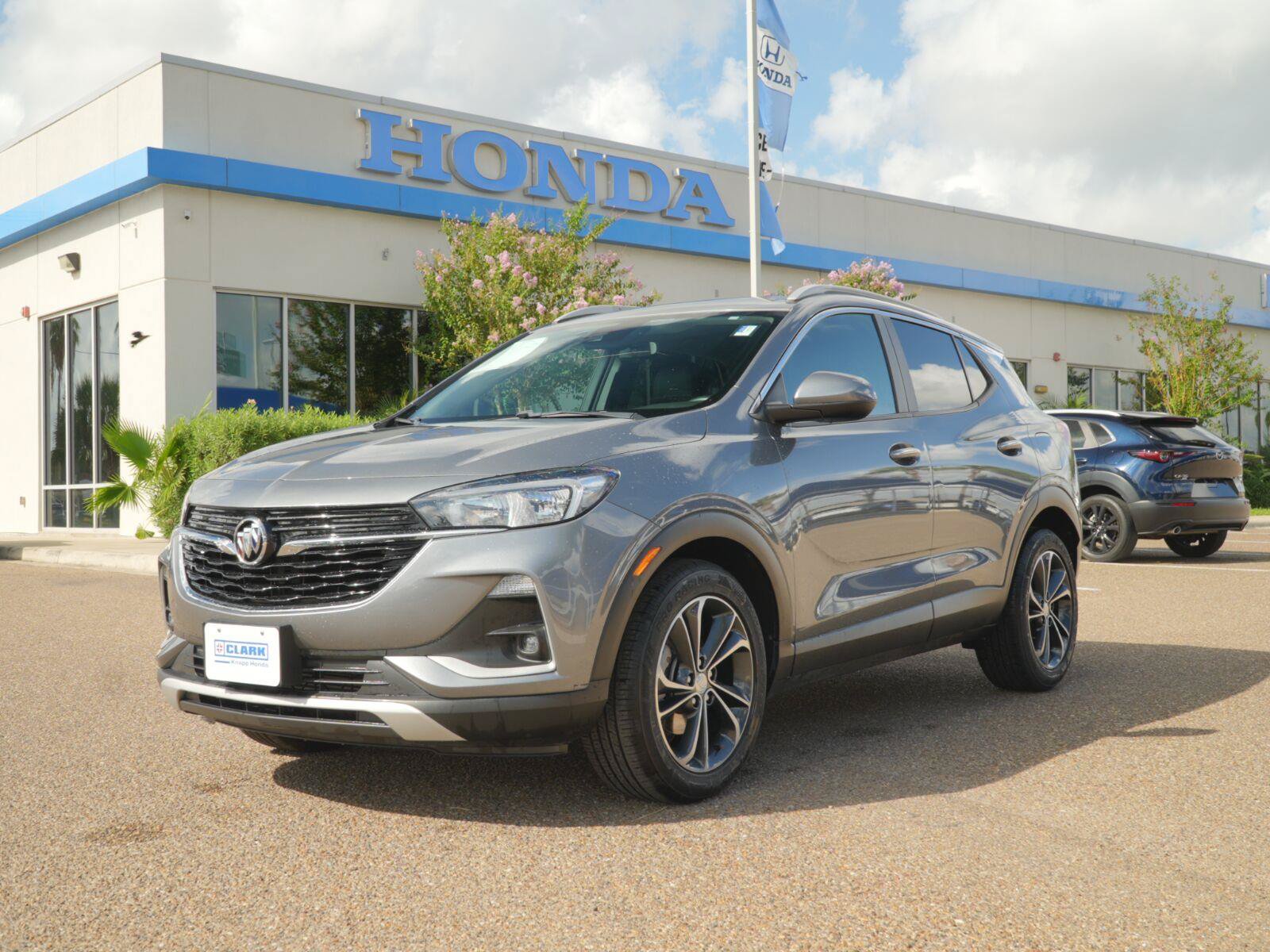 Used 2021 Buick Encore GX Select FWD image 1