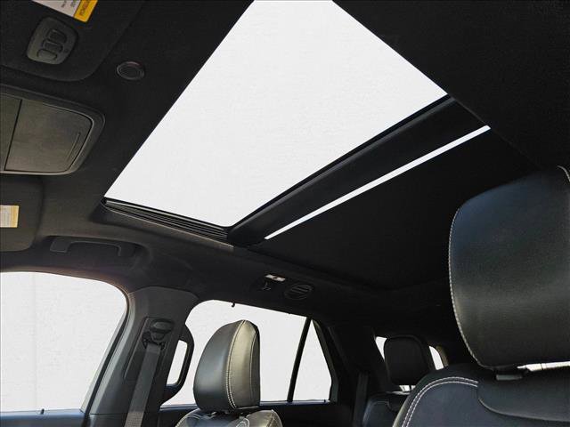 Used 2022 Ford Explorer ST w/ Equipment Group 401A image 9