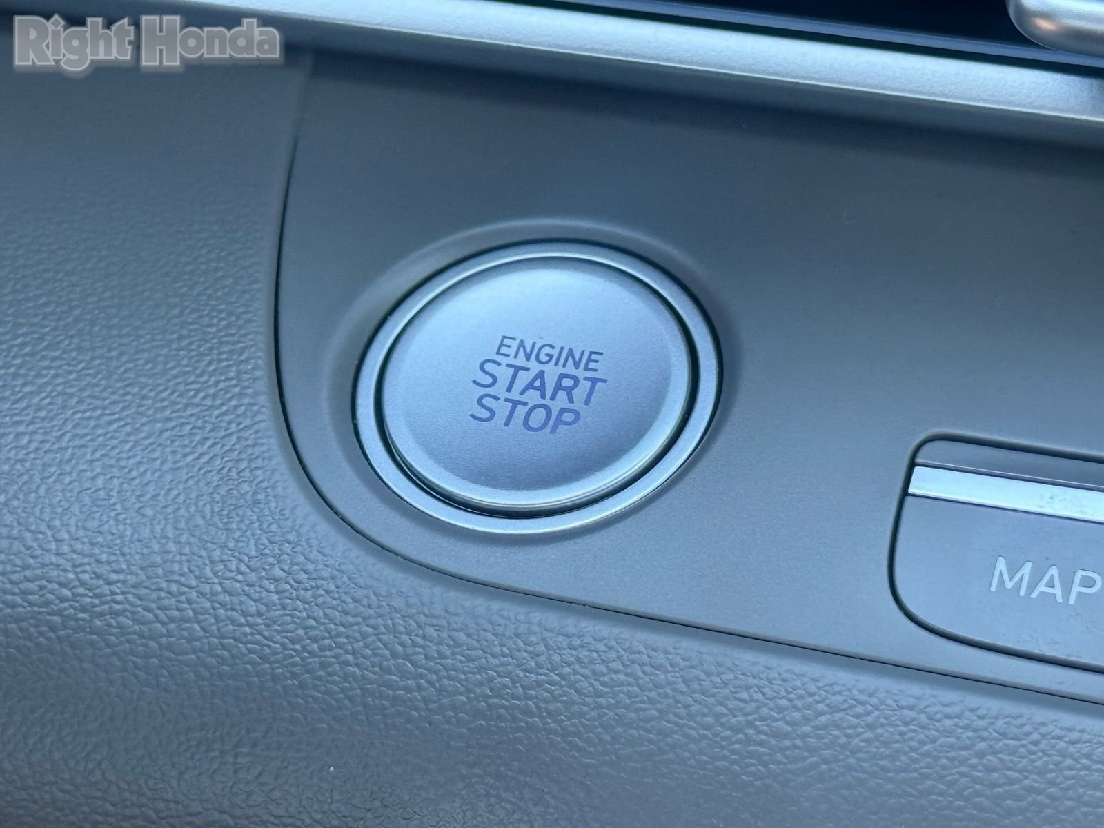 Used 2025 Hyundai Elantra SEL image 26