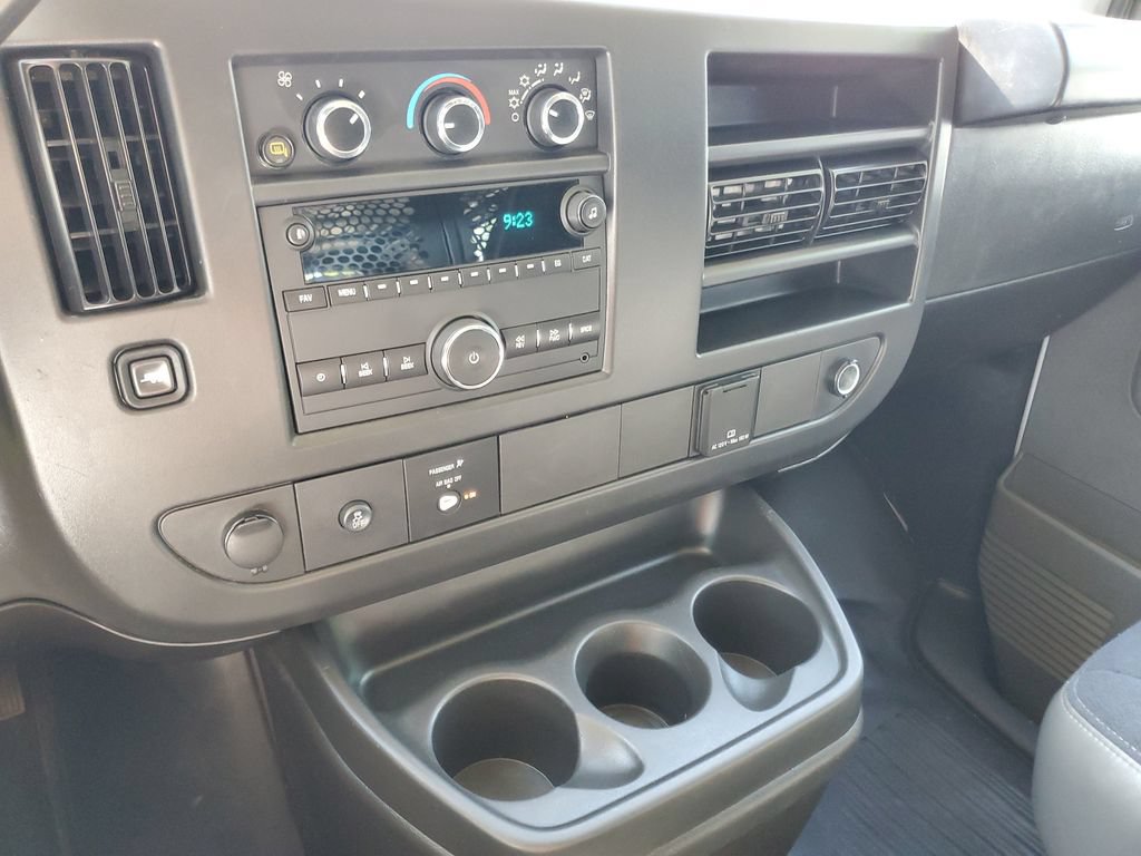 Used 2025 Chevrolet Express 2500 w/ Driver Convenience Package RWD image 18
