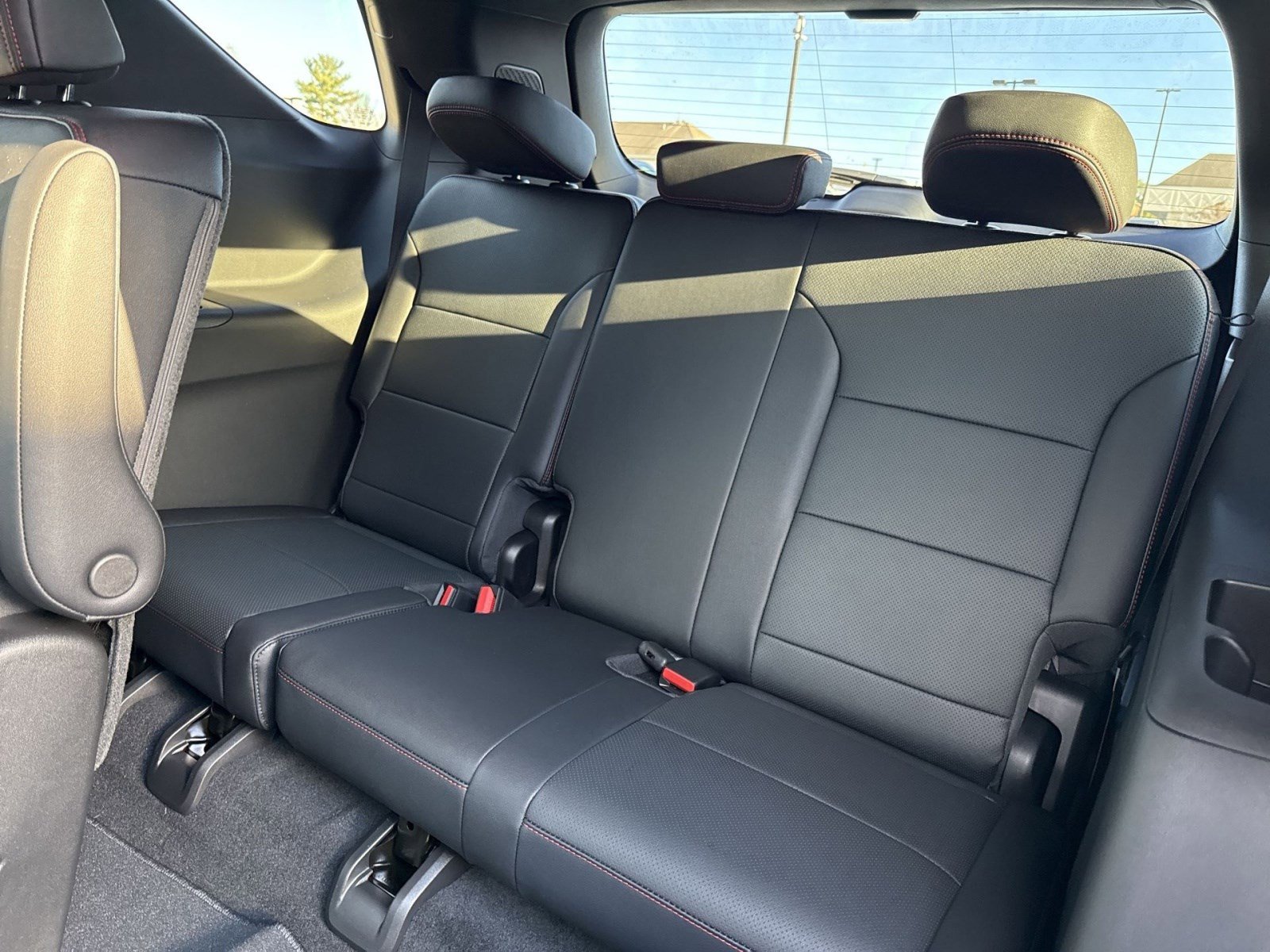 New 2026 Chevrolet Traverse RS image 21