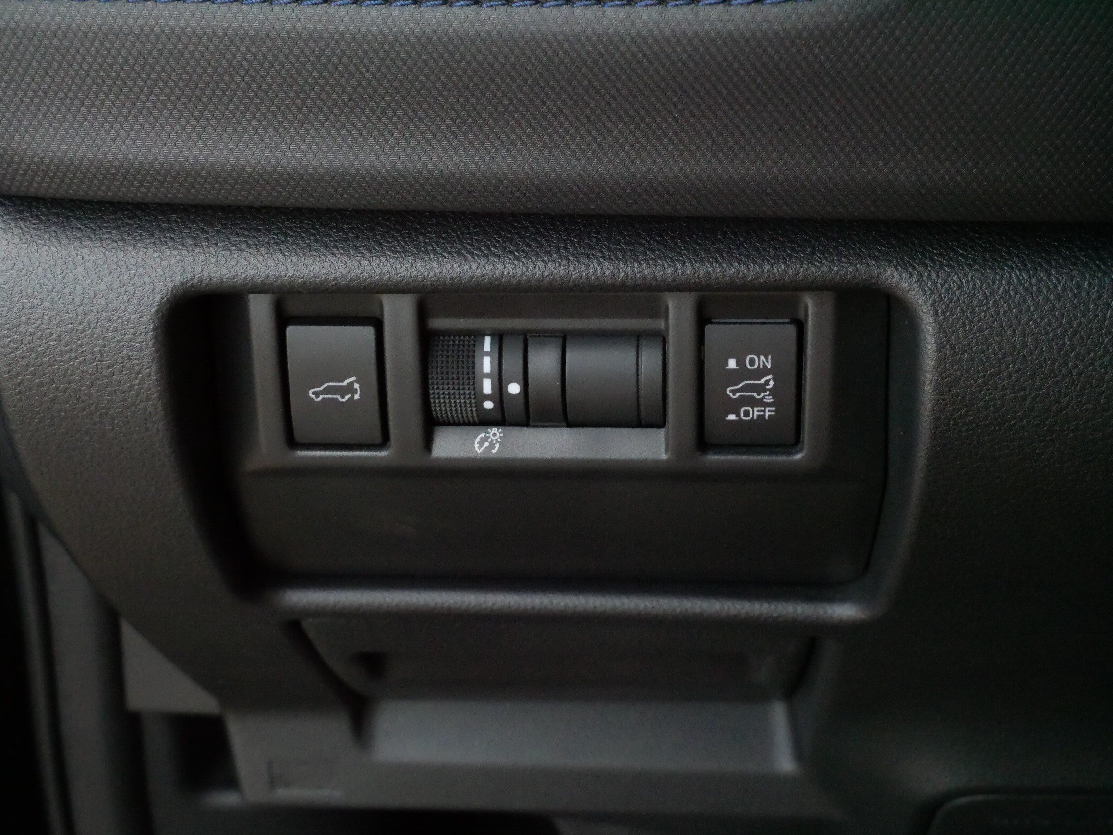Used 2025 Subaru Forester Limited AWD/4WD image 27