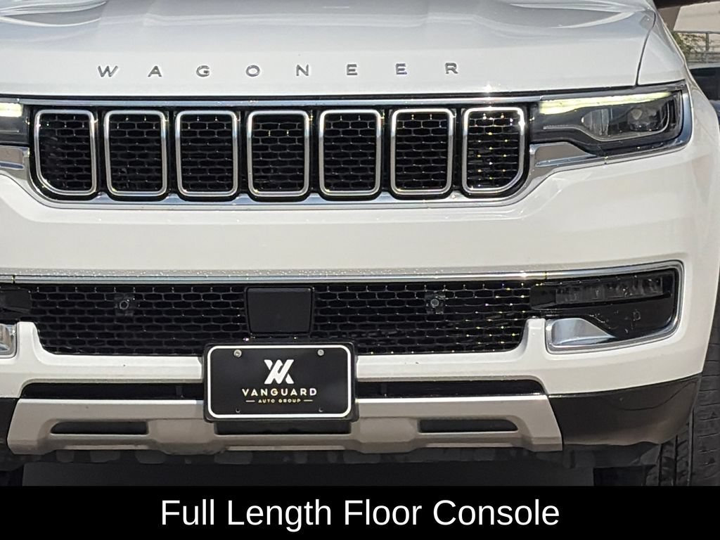 Used 2024 Jeep Wagoneer Series II w/ Flexible Seating Group RWD image 4